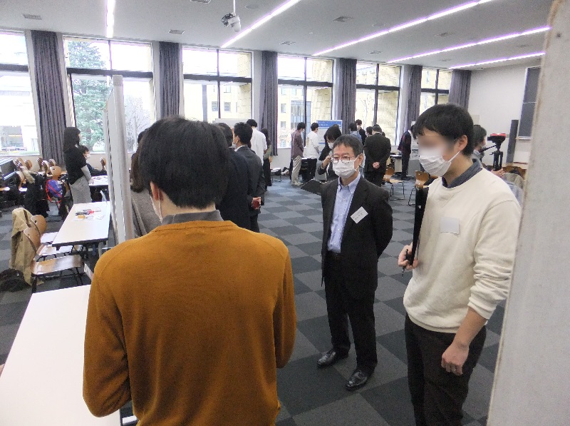 （ポスターセッションのようす2）
